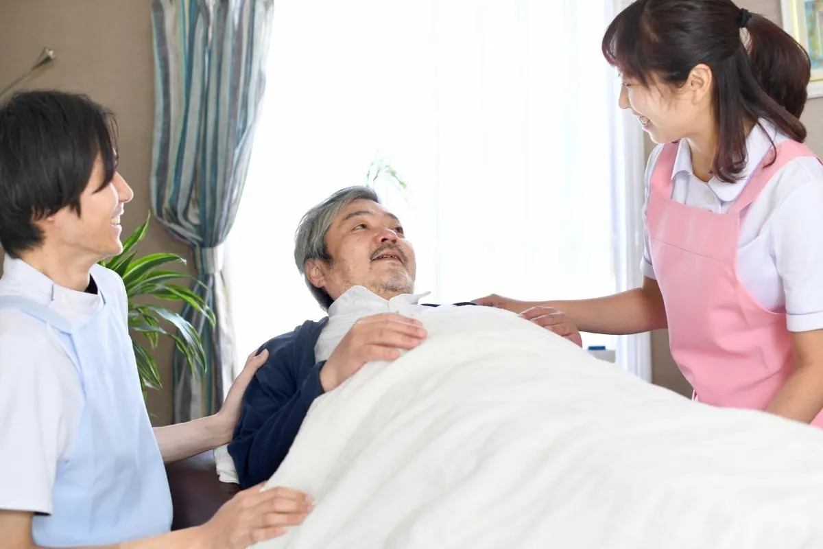 パーキンソン病の末期症状に多い変化とは？余命と施設入居タイミング